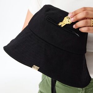 NWT- Béis black cotton sun hat